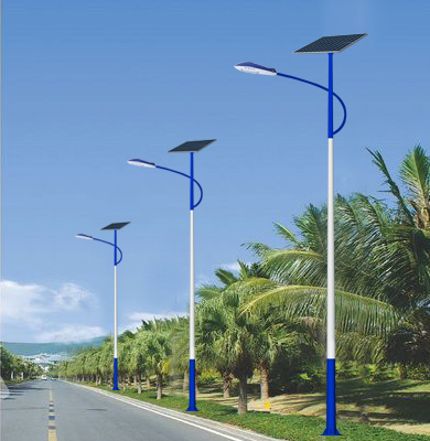 隆德太阳能路灯.jpg