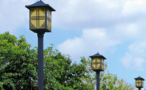 隆德庭院灯安装间距与布灯设计全解析 隆德庭院灯安装间距与布灯设计全解析