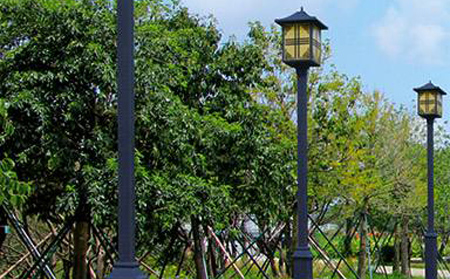 太阳能隆德庭院灯价格为何差三倍？关键看这几点